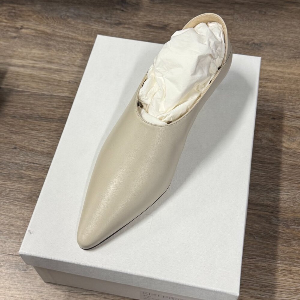 Brand New: Chic Beige Kitten Heels